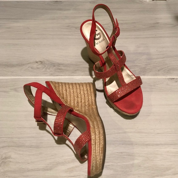 Lively Guess Wedges - Picture 3 of 4